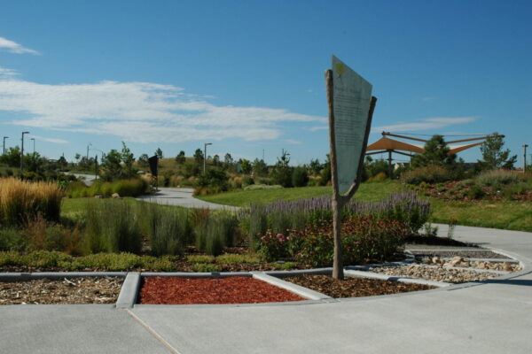 Aurora Xeriscape Demonstration Garden - Mulch Display