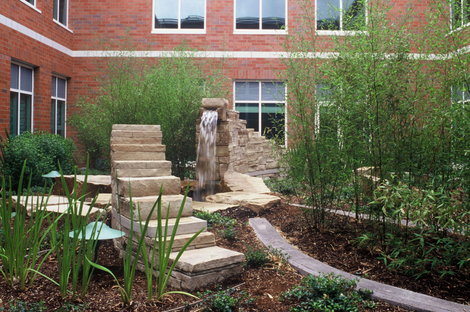 Salem Hospital rooftop-garden